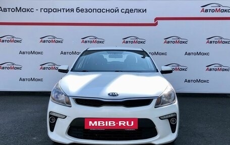 KIA Rio IV, 2018 год, 1 076 000 рублей, 2 фотография