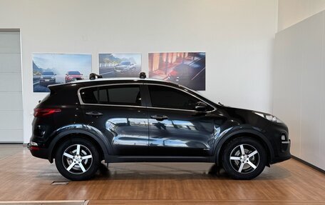 KIA Sportage IV рестайлинг, 2018 год, 2 380 000 рублей, 4 фотография