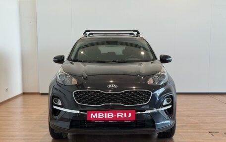 KIA Sportage IV рестайлинг, 2018 год, 2 380 000 рублей, 2 фотография
