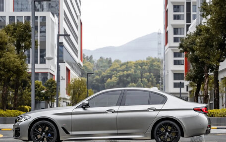 BMW 5 серия, 2022 год, 5 570 000 рублей, 5 фотография