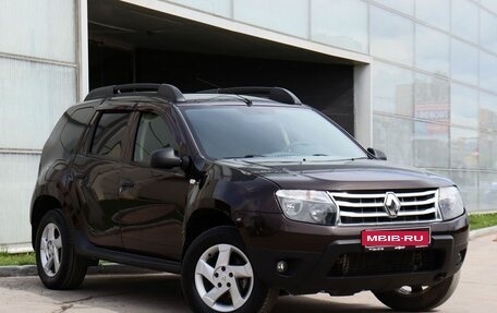 Renault Duster I рестайлинг, 2014 год, 865 000 рублей, 3 фотография