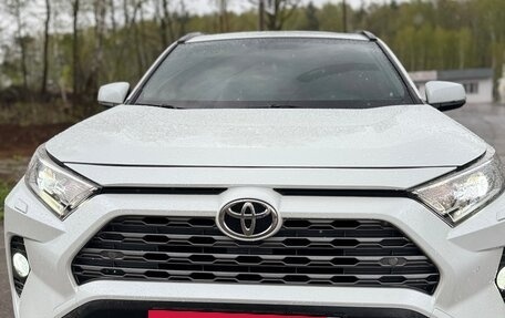 Toyota RAV4, 2021 год, 3 850 000 рублей, 3 фотография