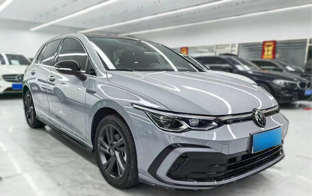 Volkswagen Golf VIII, 2022 год, 1 870 000 рублей, 3 фотография