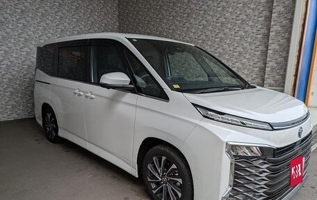 Toyota Voxy, 2022 год, 2 867 123 рублей, 4 фотография