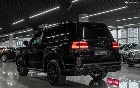 Toyota Land Cruiser 200, 2015 год, 5 000 000 рублей, 4 фотография