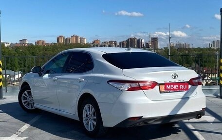 Toyota Camry, 2019 год, 2 599 000 рублей, 3 фотография
