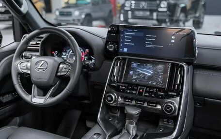 Lexus LX, 2024 год, 14 250 000 рублей, 3 фотография