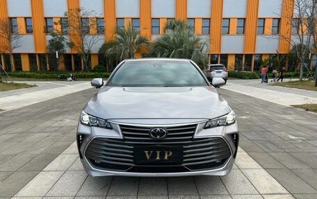 Toyota Avalon, 2021 год, 2 440 000 рублей, 3 фотография