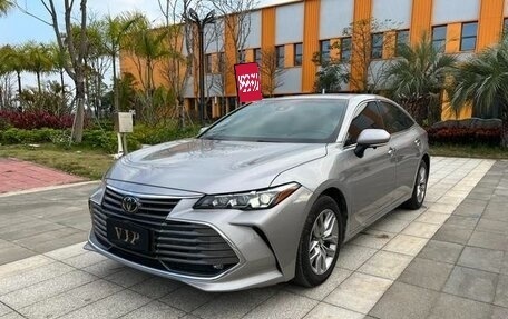 Toyota Avalon, 2021 год, 2 440 000 рублей, 2 фотография
