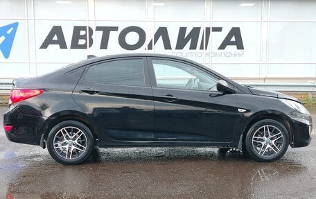Hyundai Solaris II рестайлинг, 2011 год, 530 000 рублей, 3 фотография