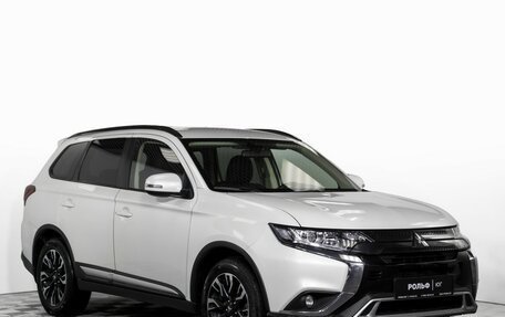 Mitsubishi Outlander III рестайлинг 3, 2021 год, 1 864 000 рублей, 3 фотография