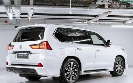 Lexus LX III, 2020 год, 3 фотография
