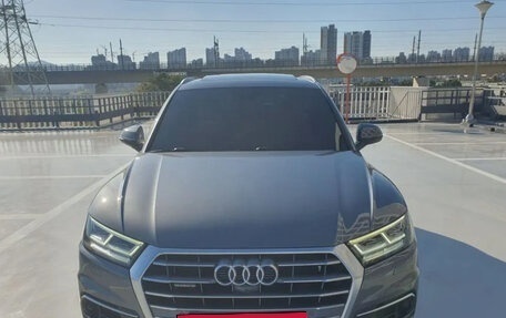 Audi Q5, 2020 год, 3 000 000 рублей, 2 фотография