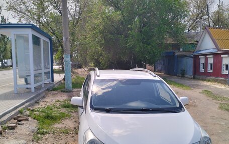 Toyota Verso I, 2011 год, 1 200 000 рублей, 2 фотография