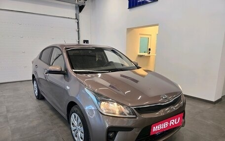 KIA Rio IV, 2018 год, 1 425 000 рублей, 4 фотография
