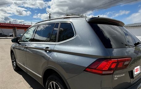 Volkswagen Tiguan II, 2019 год, 2 990 000 рублей, 6 фотография