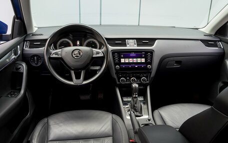 Skoda Octavia, 2018 год, 2 700 000 рублей, 6 фотография