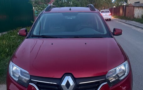 Renault Sandero II рестайлинг, 2019 год, 1 150 000 рублей, 2 фотография
