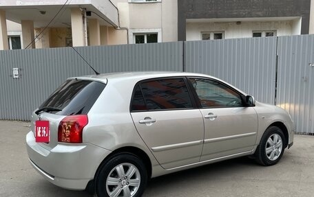 Toyota Corolla, 2004 год, 740 000 рублей, 2 фотография