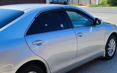Toyota Camry, 2011 год, 1 800 000 рублей, 3 фотография