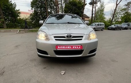 Toyota Corolla, 2004 год, 740 000 рублей, 5 фотография