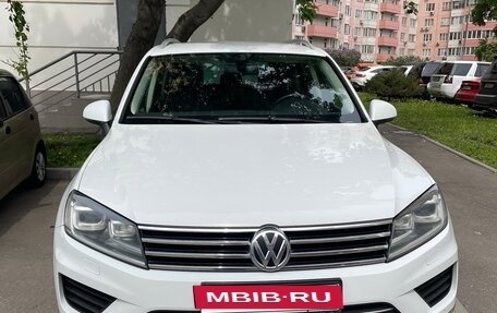 Volkswagen Touareg III, 2014 год, 2 650 000 рублей, 2 фотография