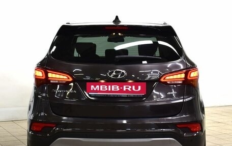 Hyundai Santa Fe III рестайлинг, 2017 год, 2 430 000 рублей, 3 фотография