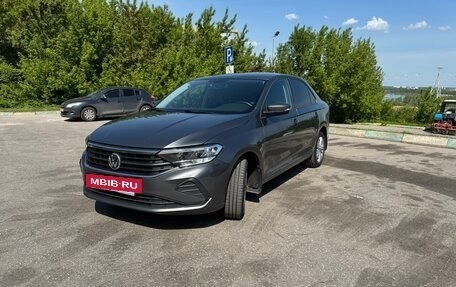 Volkswagen Polo VI (EU Market), 2021 год, 1 780 000 рублей, 2 фотография