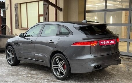 Jaguar F-Pace, 2017 год, 3 000 000 рублей, 2 фотография