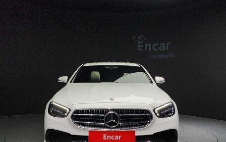 Mercedes-Benz E-Класс, 2021 год, 2 871 000 рублей, 2 фотография