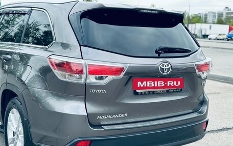 Toyota Highlander III, 2013 год, 3 050 000 рублей, 7 фотография