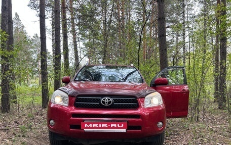 Toyota RAV4, 2007 год, 1 300 000 рублей, 2 фотография