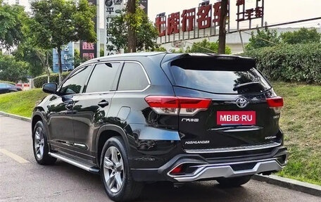 Toyota Highlander III, 2021 год, 3 220 000 рублей, 4 фотография