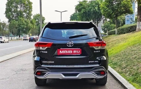 Toyota Highlander III, 2021 год, 3 220 000 рублей, 5 фотография