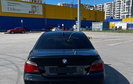 BMW 5 серия, 2006 год, 1 020 000 рублей, 3 фотография