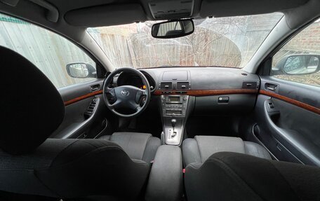 Toyota Avensis III рестайлинг, 2007 год, 750 000 рублей, 3 фотография