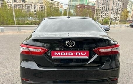 Toyota Camry, 2019 год, 2 650 000 рублей, 8 фотография