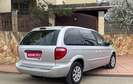 Chrysler Voyager IV, 2002 год, 470 000 рублей, 4 фотография