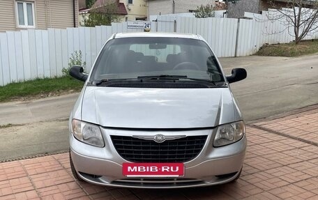 Chrysler Voyager IV, 2002 год, 470 000 рублей, 3 фотография