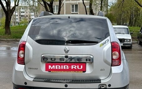 Renault Duster I рестайлинг, 2013 год, 900 000 рублей, 3 фотография