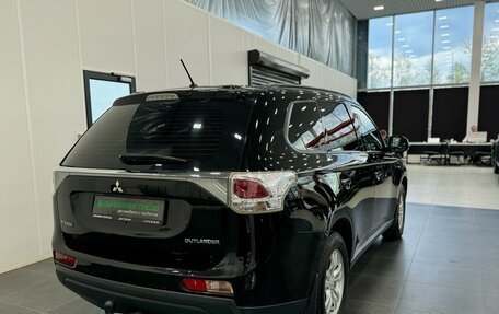 Mitsubishi Outlander III рестайлинг 3, 2013 год, 1 200 000 рублей, 4 фотография