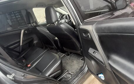Toyota RAV4, 2013 год, 1 775 000 рублей, 2 фотография