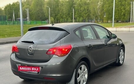 Opel Astra J, 2011 год, 620 000 рублей, 7 фотография