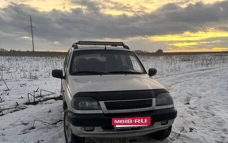 Chevrolet Niva I рестайлинг, 2004 год, 400 000 рублей, 2 фотография