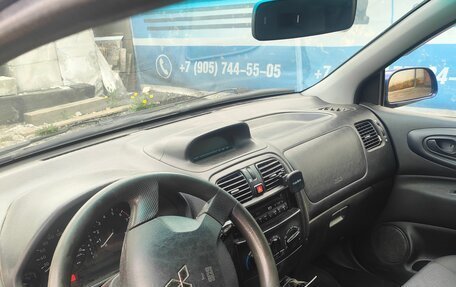 Mitsubishi Space Star I рестайлинг, 2003 год, 250 000 рублей, 8 фотография