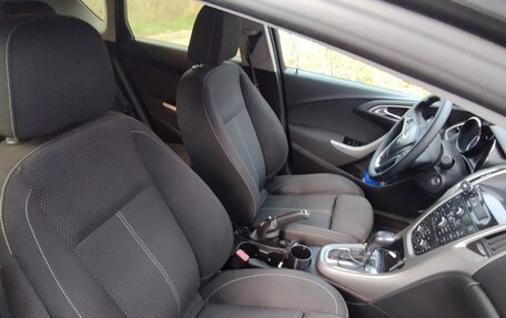 Opel Astra J, 2011 год, 1 000 000 рублей, 5 фотография