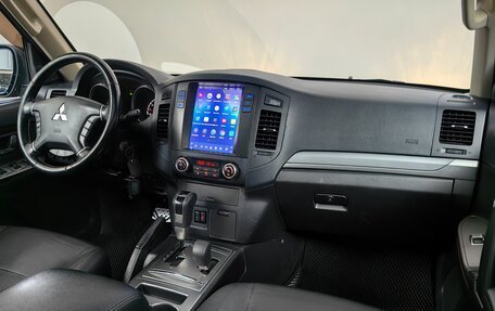 Mitsubishi Pajero IV, 2013 год, 1 689 000 рублей, 7 фотография