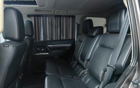 Mitsubishi Pajero IV, 2013 год, 1 689 000 рублей, 11 фотография