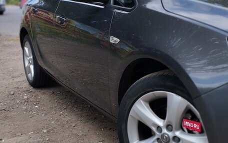 Opel Astra J, 2011 год, 1 000 000 рублей, 6 фотография