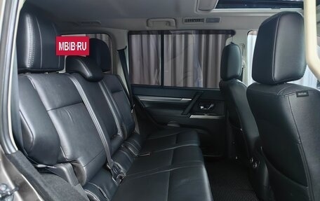 Mitsubishi Pajero IV, 2013 год, 1 689 000 рублей, 10 фотография